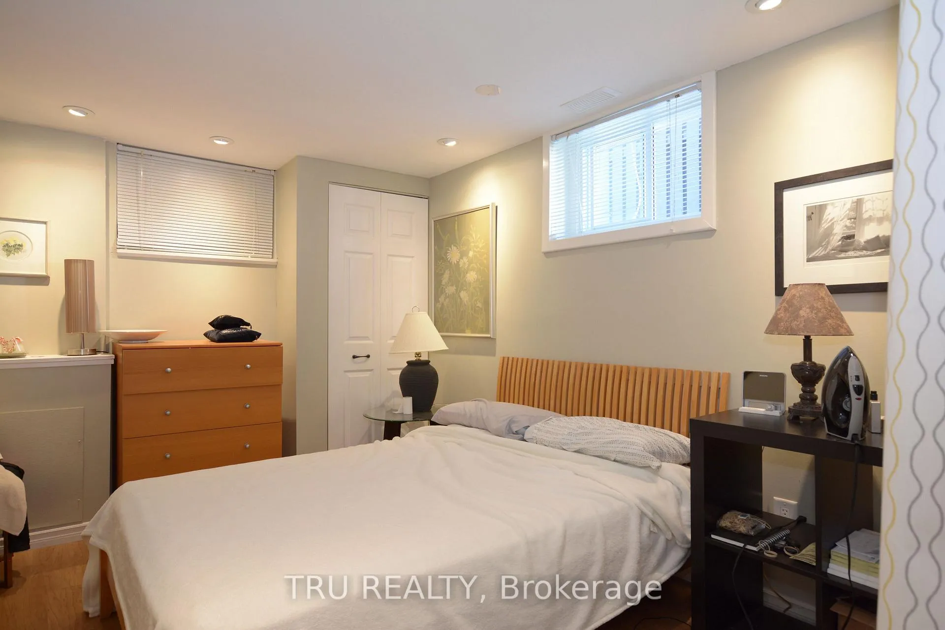 Photo 12 of Unit B, 1106 Clyde Avenue, Ottawa, Copeland Park — HOMEH
