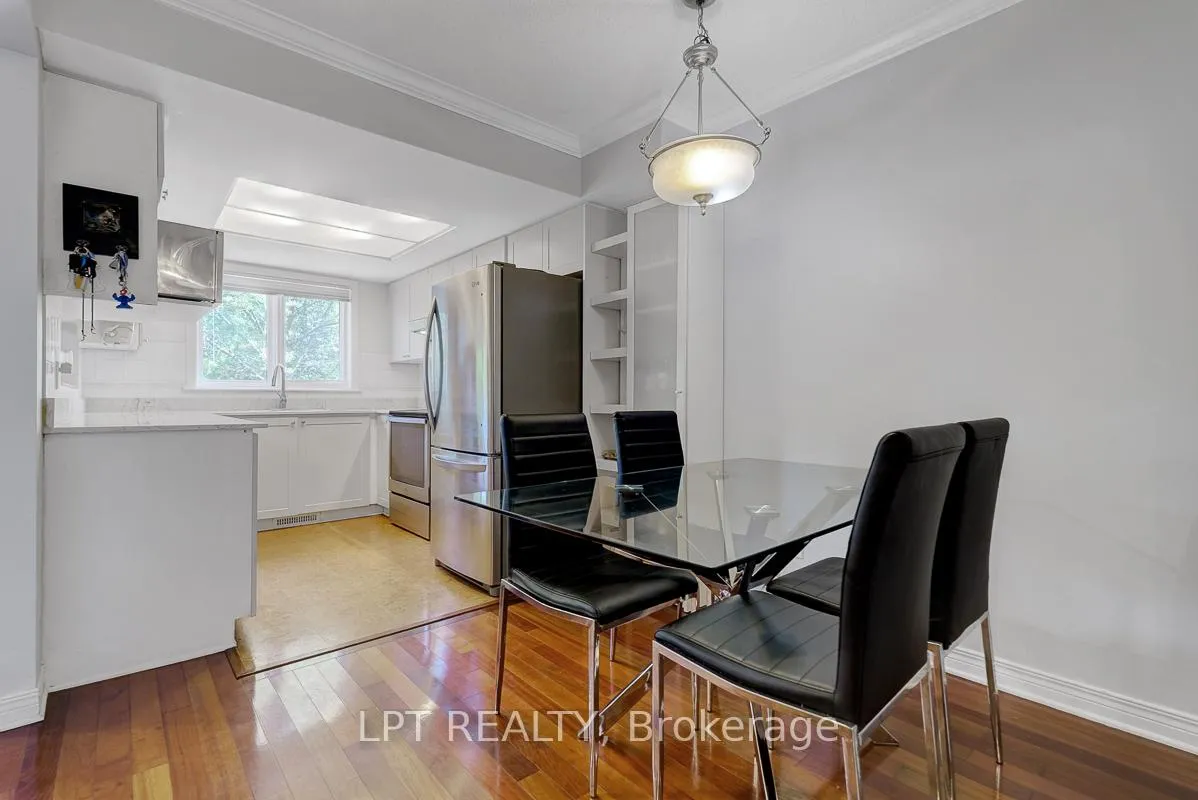 Photo 12 of 72 Westpointe Crescent, Ottawa, Centrepointe — HOMEH