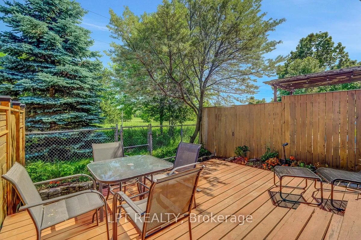 Photo 42 of 72 Westpointe Crescent, Ottawa, Centrepointe — HOMEH