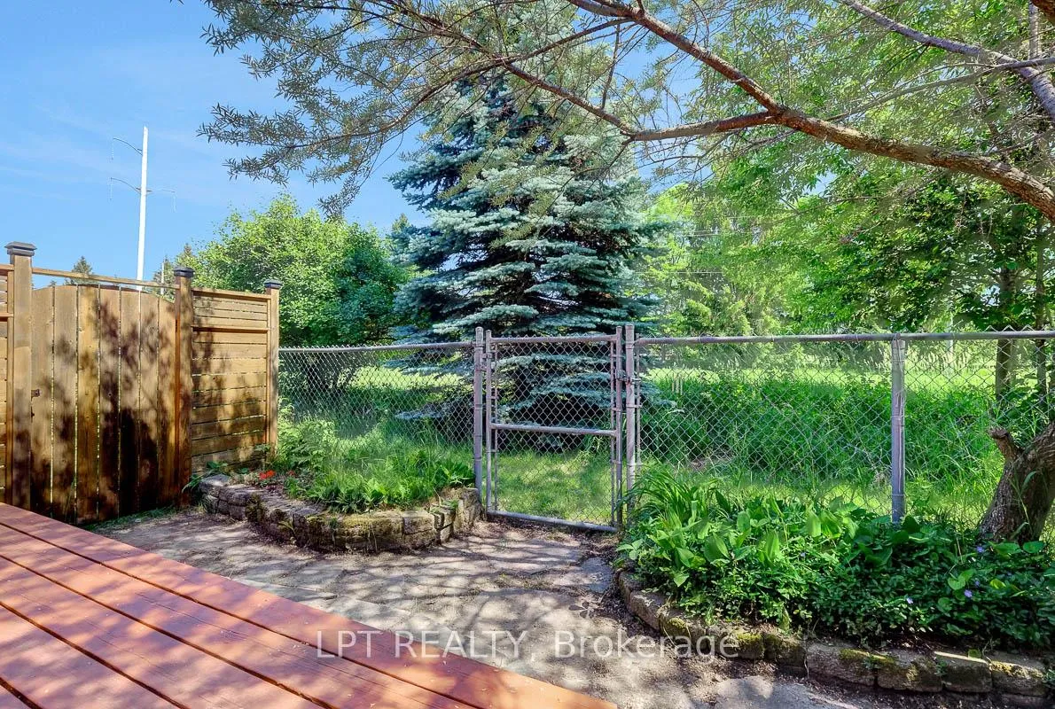 Photo 47 of 72 Westpointe Crescent, Ottawa, Centrepointe — HOMEH