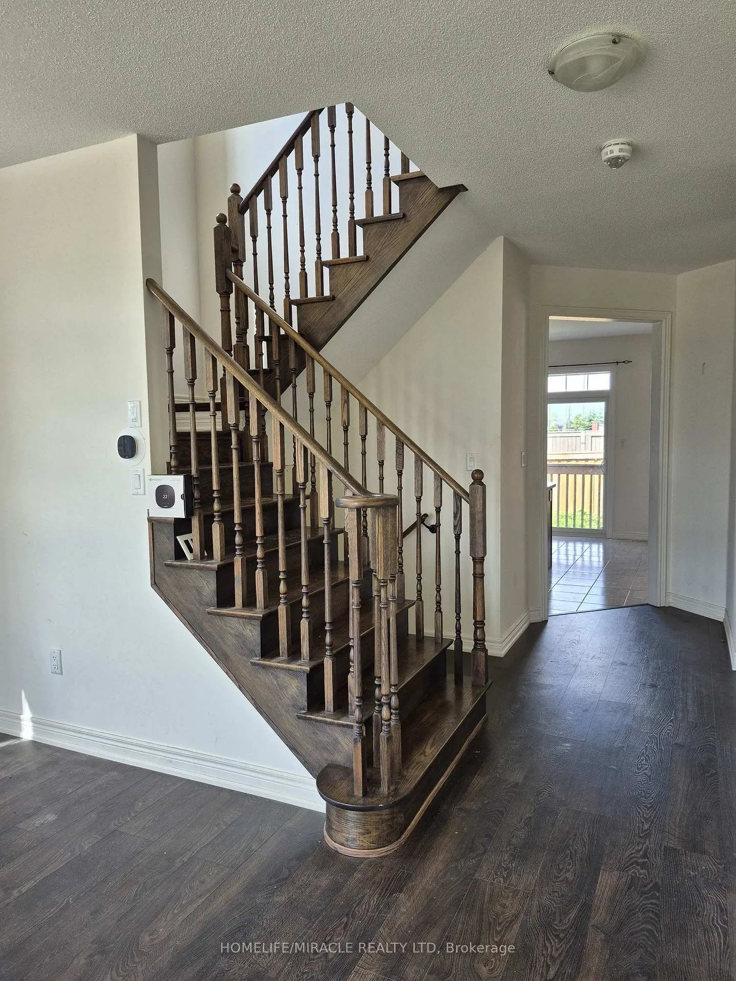 Photo 12 of 80 Truro Circle, Brampton, Northwest Brampton — HOMEH