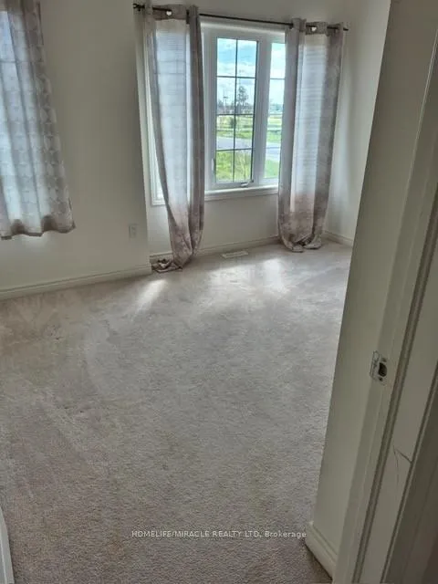 Photo 31 of 80 Truro Circle, Brampton, Northwest Brampton — HOMEH