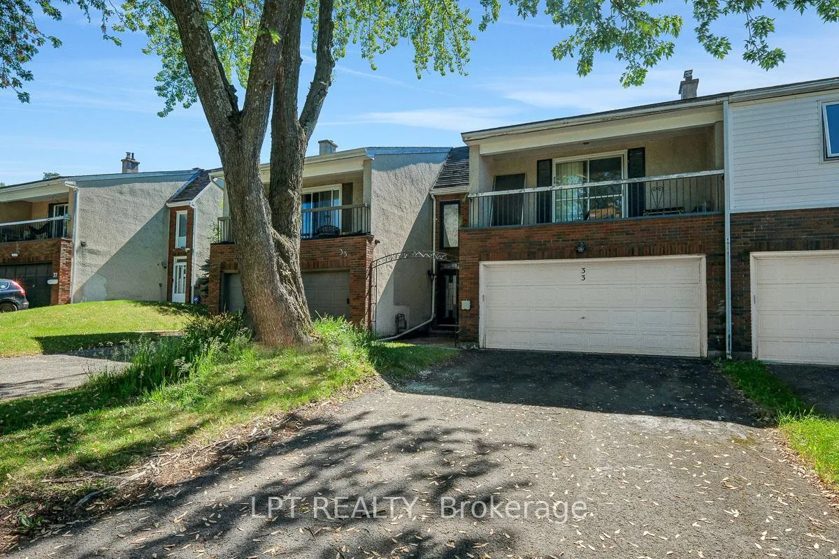 Photo 2 of 33 Estelle Crescent, Ottawa, Sheahan Estates/Trend Village — HOMEH