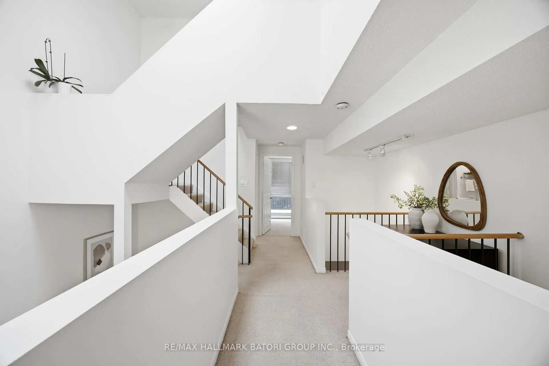 Photo 14 of 547 Merton Street, Toronto, Mount Pleasant East — HOMEH