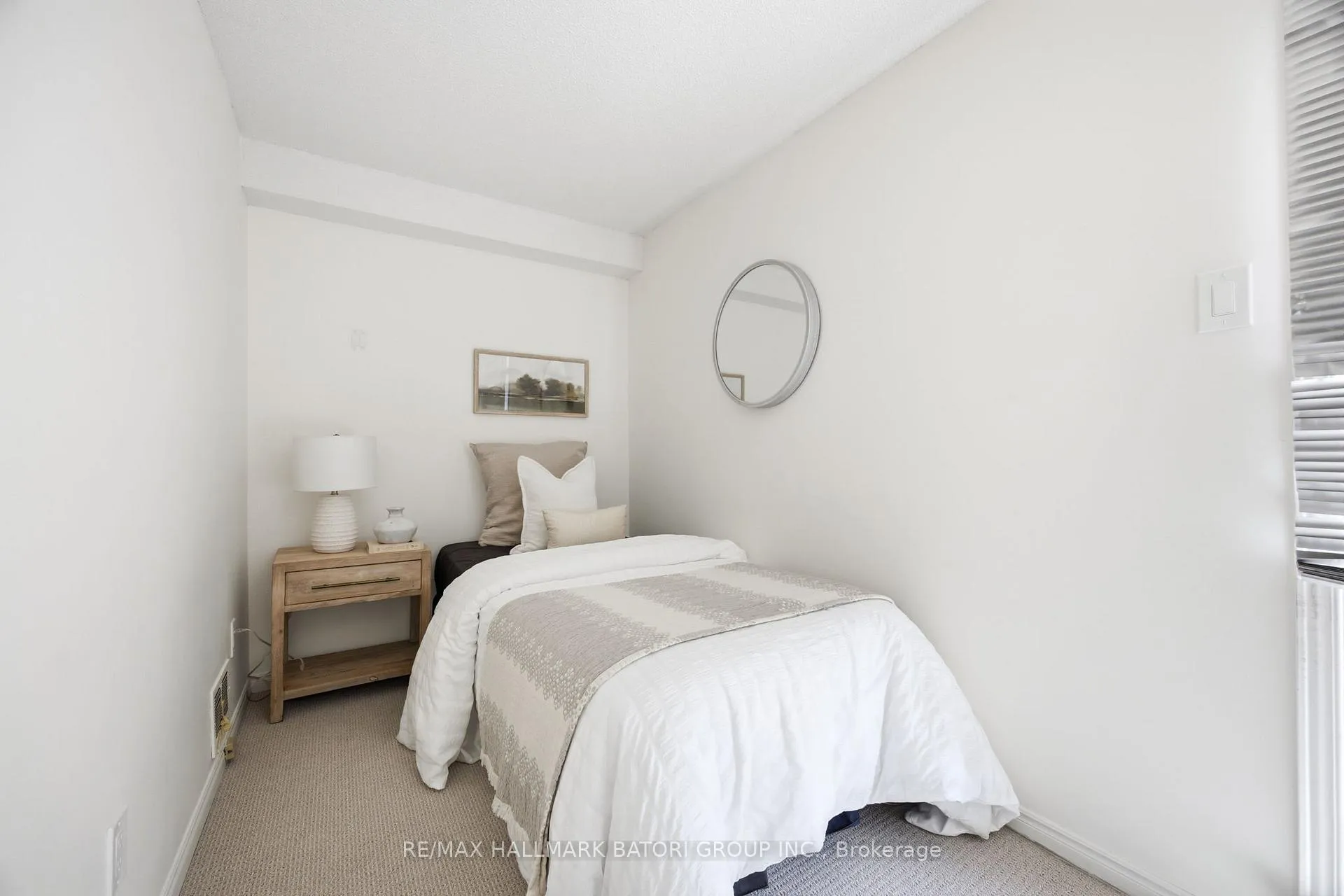 Photo 20 of 547 Merton Street, Toronto, Mount Pleasant East — HOMEH