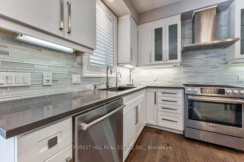 Photo 16 of 158 Eaglecrest Street, Waterloo, Kiwanis Park — HOMEH