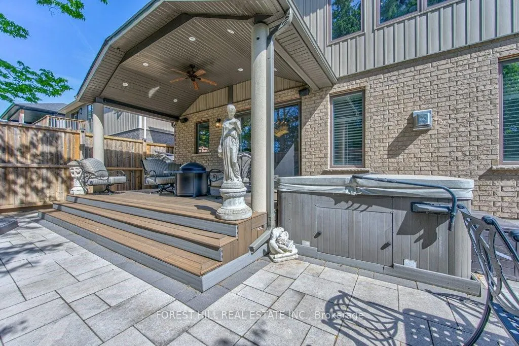 Photo 44 of 158 Eaglecrest Street, Waterloo, Kiwanis Park — HOMEH