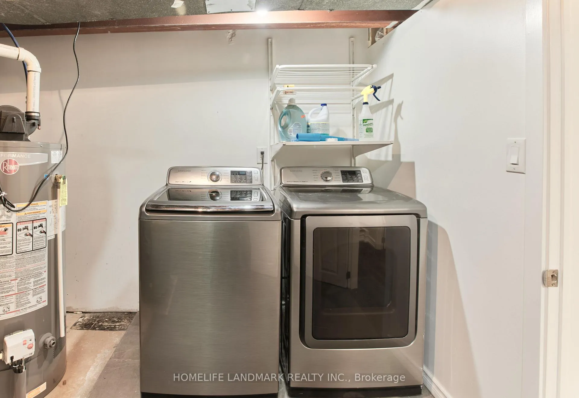 Photo 13 of Unit Lower, 21 Robinglade Drive, Etobicoke, Eringate-Centennial-West Deane — HOMEH
