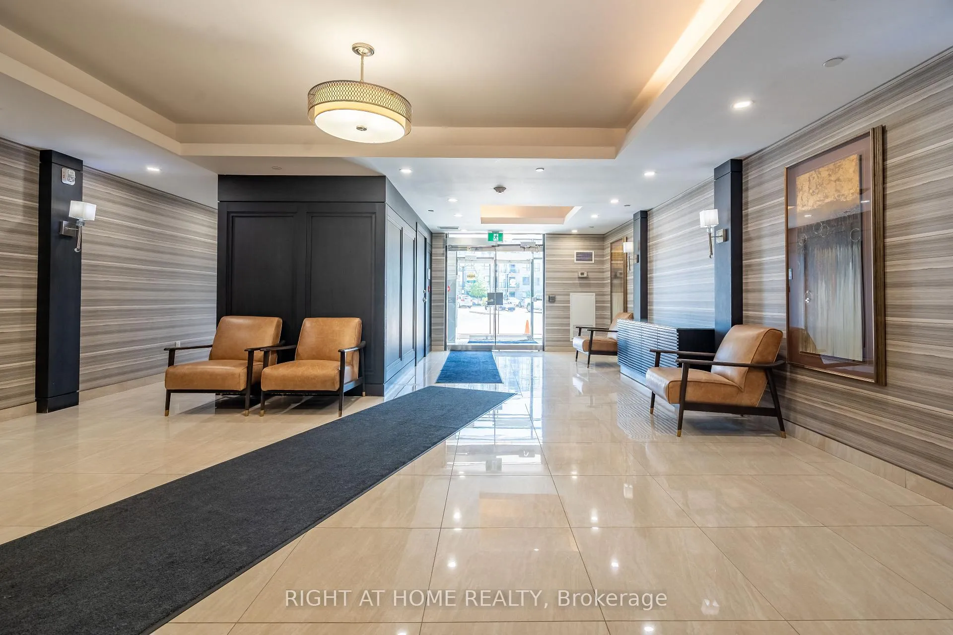 Photo 11 of Unit 337, 125 shoreview Place, Hamilton, Lakeshore — HOMEH