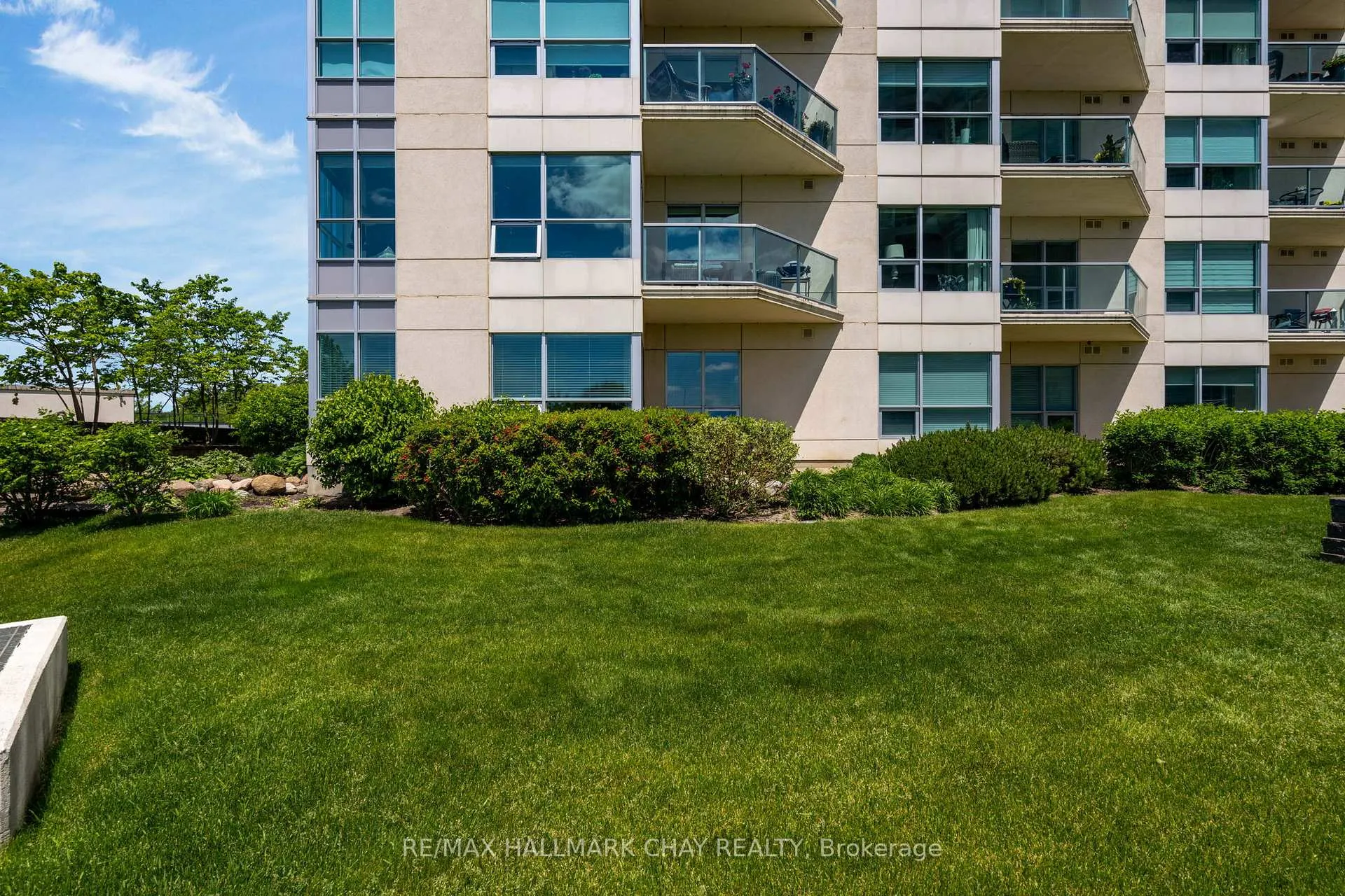 Photo 31 of Unit 307, 6 Toronto Street, Barrie, City Centre — HOMEH