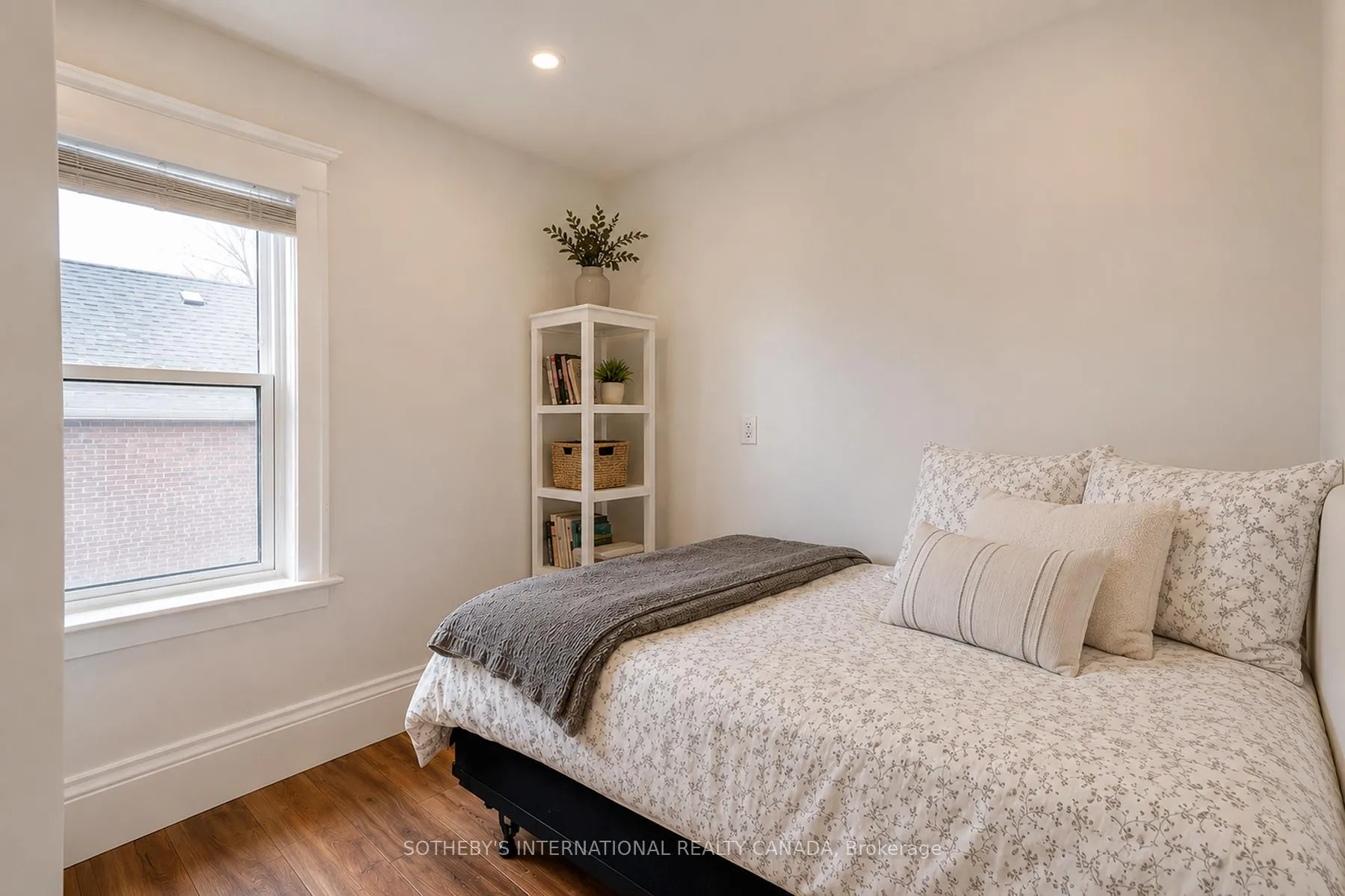 Photo 8 of 635 Pape Avenue, Toronto, Blake-Jones — HOMEH