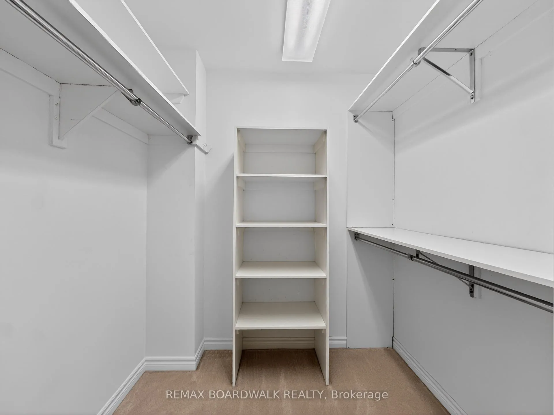 Photo 20 of Unit 804, 136 Darlington Private, Ottawa, Hunt Club/Western Community — HOMEH