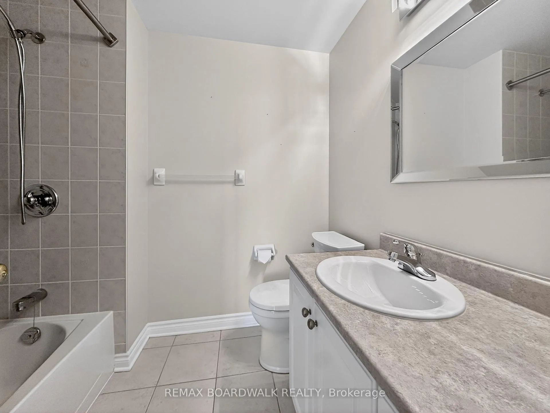 Photo 25 of Unit 804, 136 Darlington Private, Ottawa, Hunt Club/Western Community — HOMEH