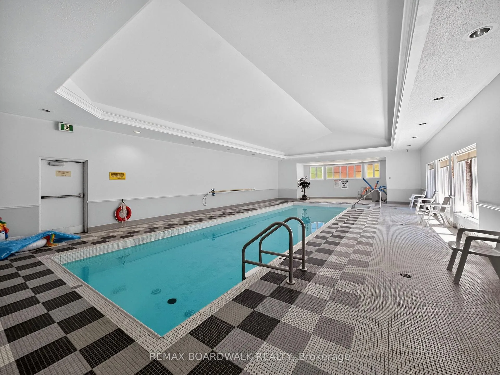 Photo 32 of Unit 804, 136 Darlington Private, Ottawa, Hunt Club/Western Community — HOMEH