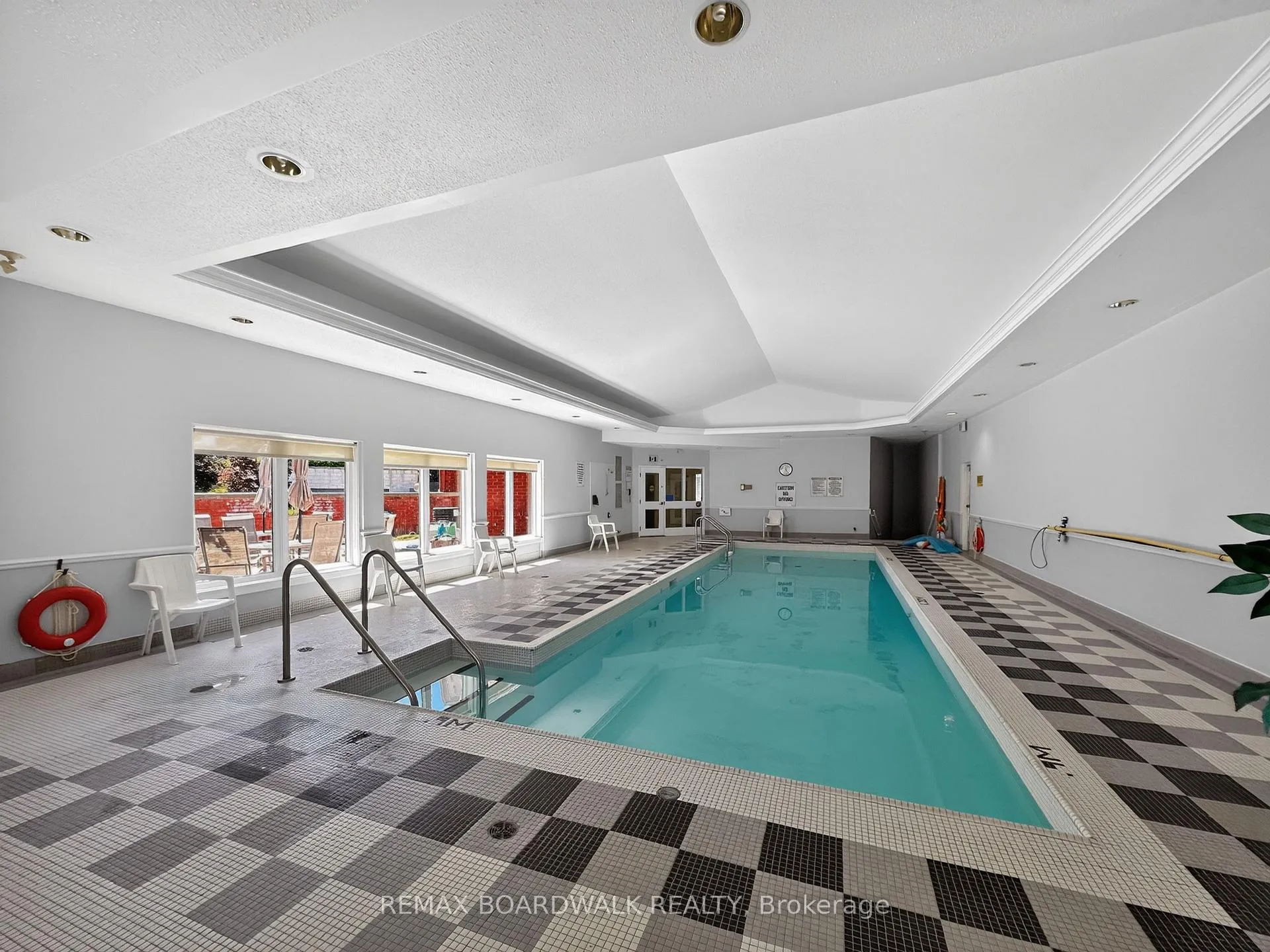 Photo 33 of Unit 804, 136 Darlington Private, Ottawa, Hunt Club/Western Community — HOMEH