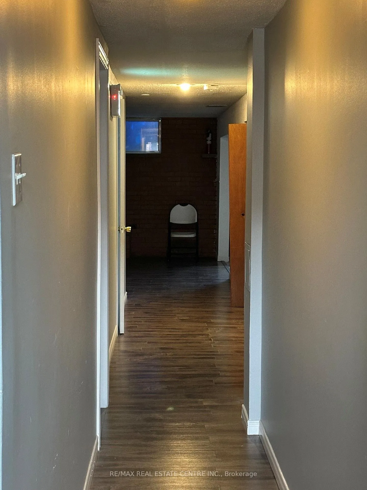 Photo 3 of 33 prouse Drive, Brampton, Brampton North — HOMEH