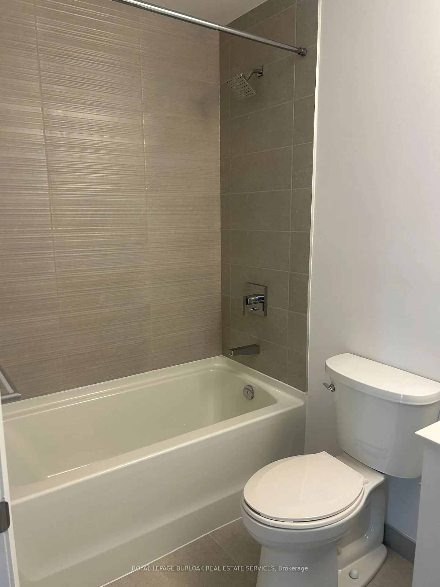 Photo 11 of Unit 1311, 75 James Street S, Hamilton, Corktown — HOMEH