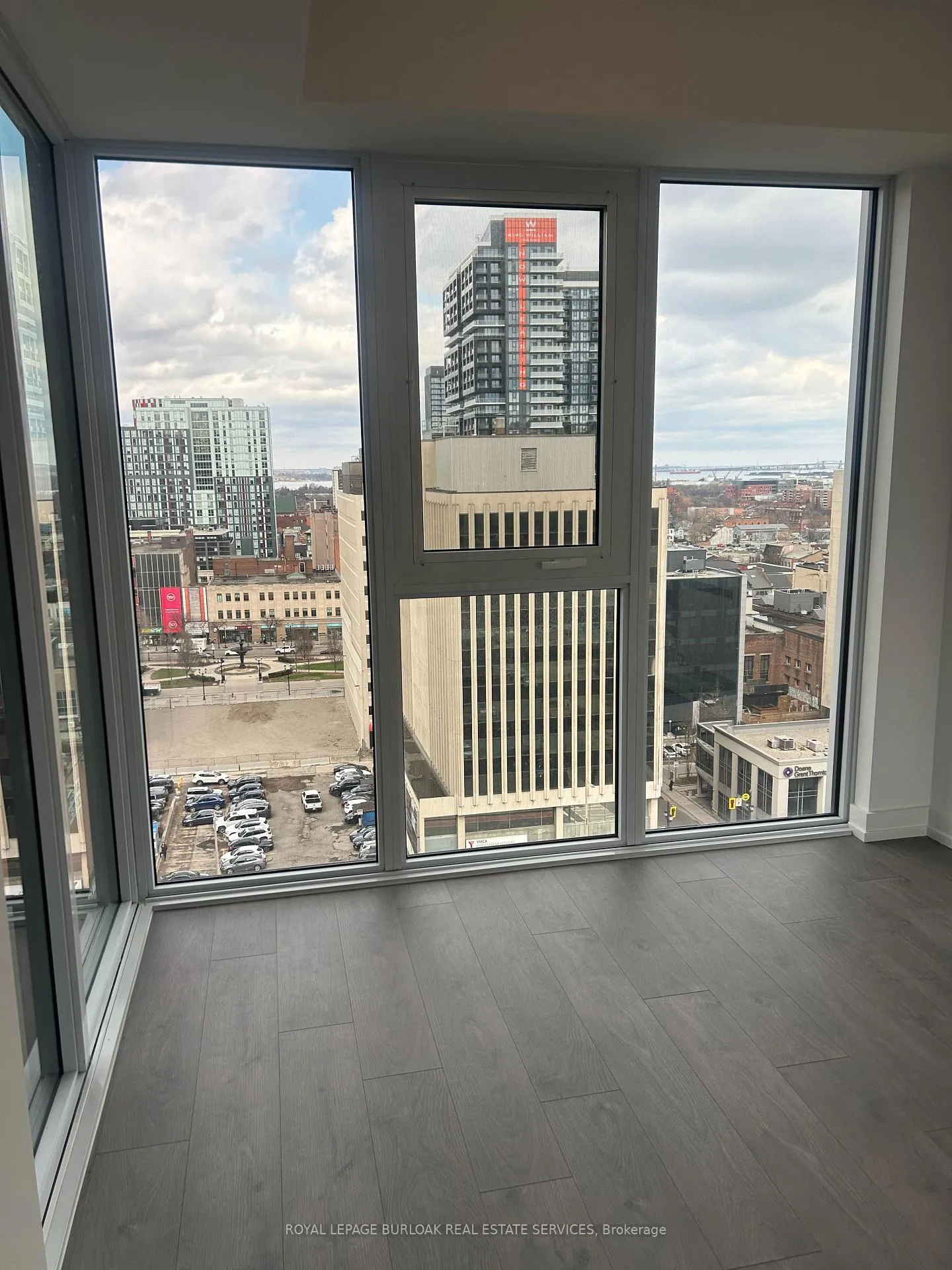 Photo 13 of Unit 1311, 75 James Street S, Hamilton, Corktown — HOMEH