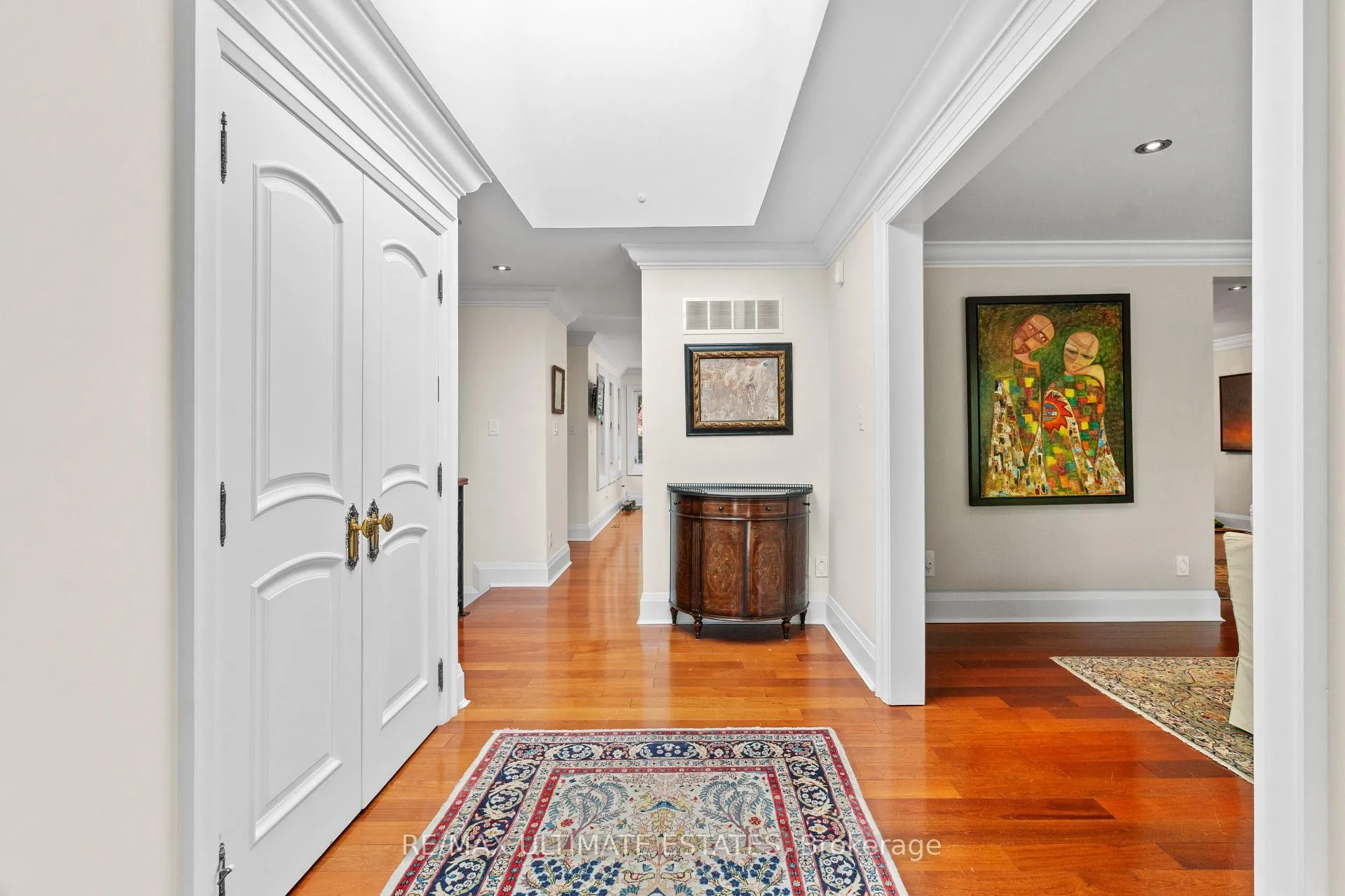 Photo 6 of 41 Thornridge Drive, Vaughan, Crestwood-Springfarm-Yorkhill — HOMEH