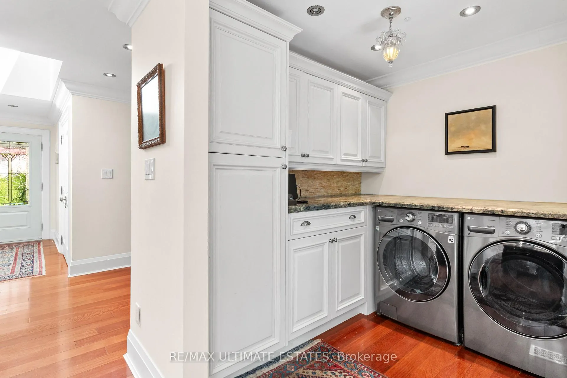 Photo 20 of 41 Thornridge Drive, Vaughan, Crestwood-Springfarm-Yorkhill — HOMEH