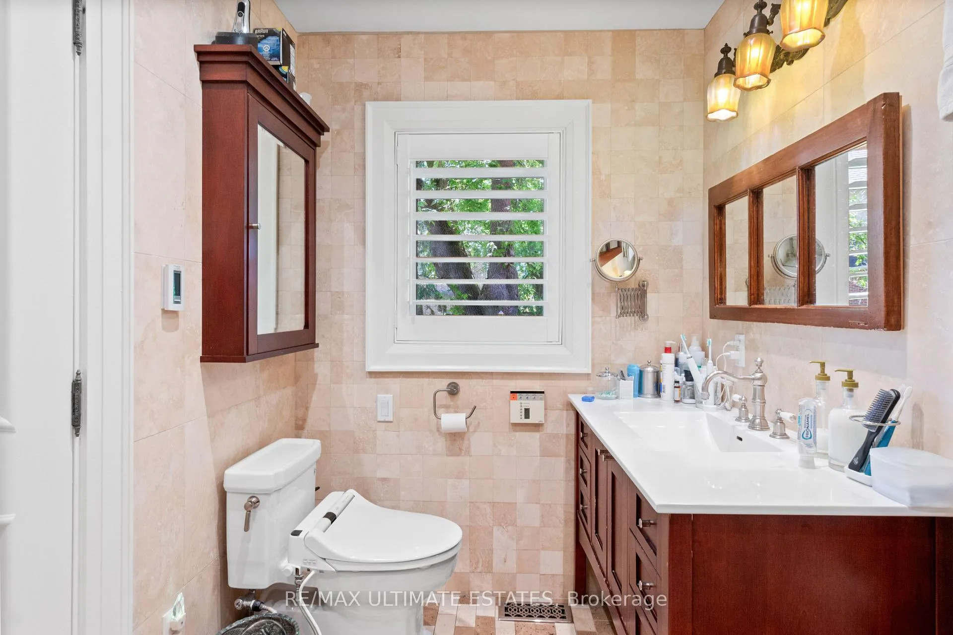 Photo 30 of 41 Thornridge Drive, Vaughan, Crestwood-Springfarm-Yorkhill — HOMEH