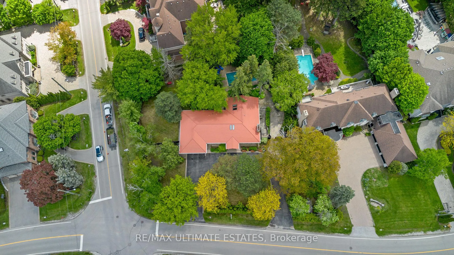 Photo 41 of 41 Thornridge Drive, Vaughan, Crestwood-Springfarm-Yorkhill — HOMEH