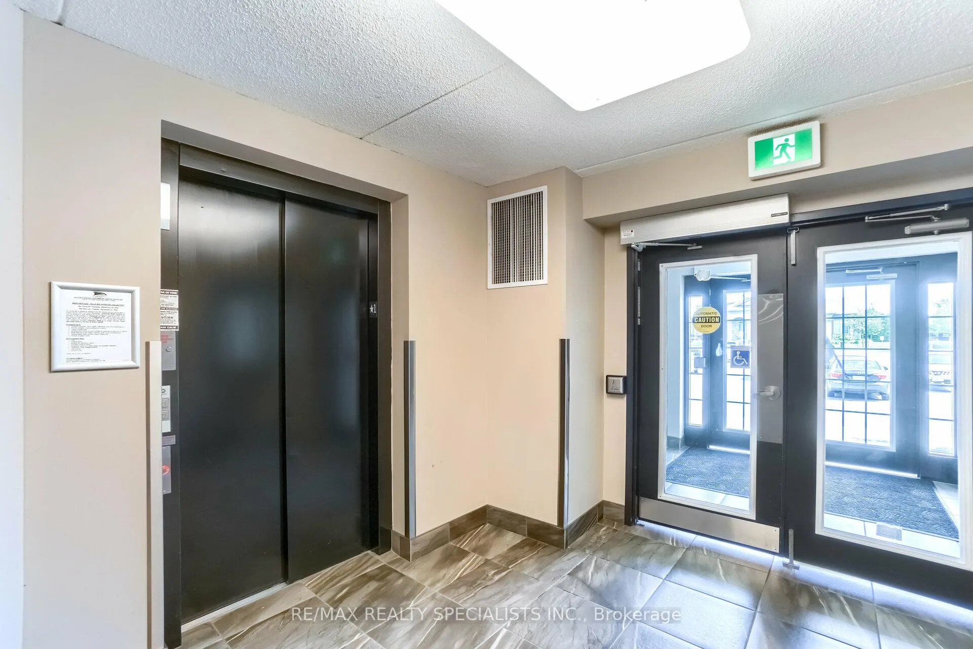 Photo 3 of Unit 311, 1460 Main Street E, Milton, Dempsey — HOMEH