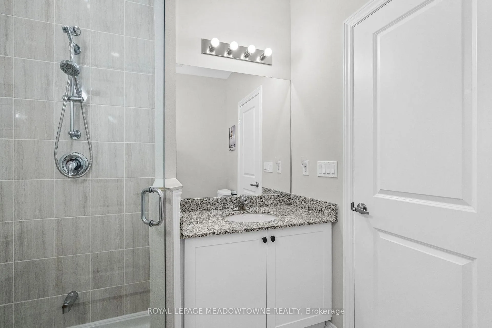 Photo 29 of 24 Cosmopolitan Common, St. Catharines, Carlton/Bunting — HOMEH