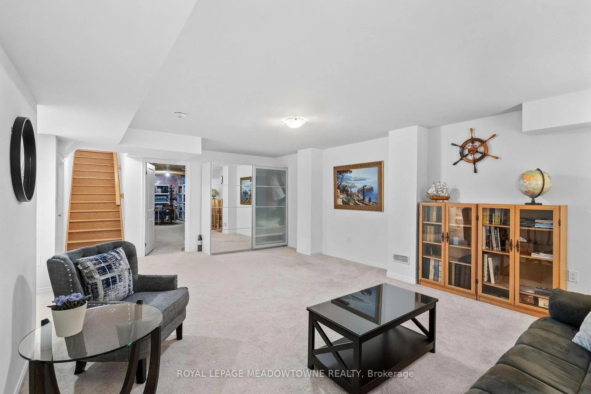 Photo 33 of 24 Cosmopolitan Common, St. Catharines, Carlton/Bunting — HOMEH