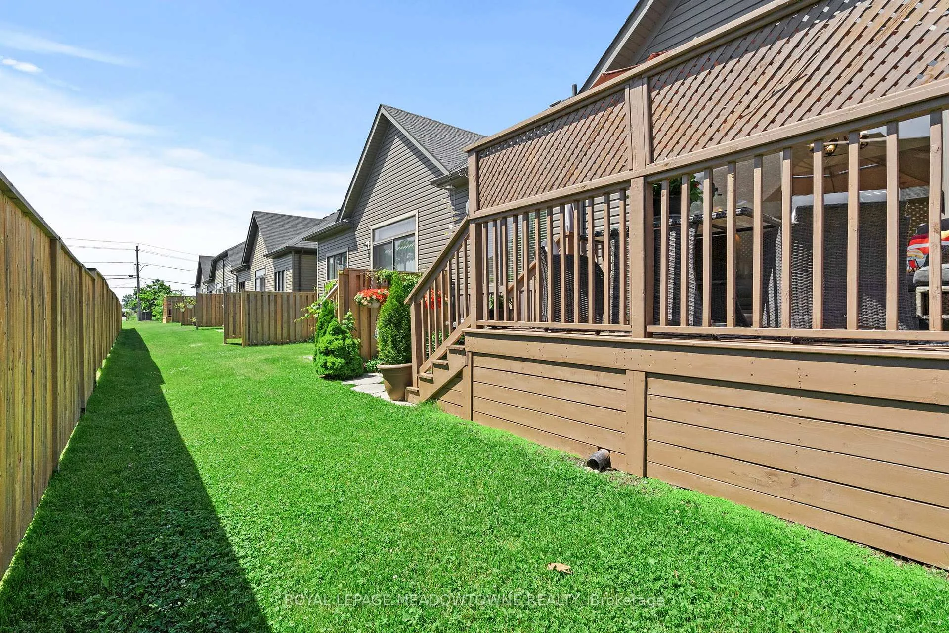 Photo 42 of 24 Cosmopolitan Common, St. Catharines, Carlton/Bunting — HOMEH