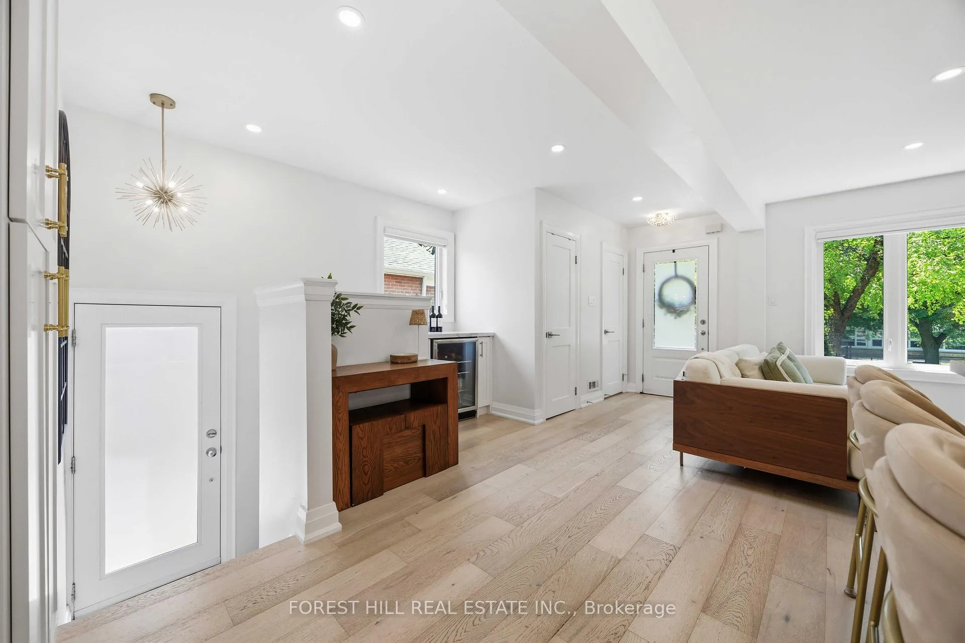 Photo 7 of 9 Marilyn Crescent, Toronto, O'Connor-Parkview — HOMEH