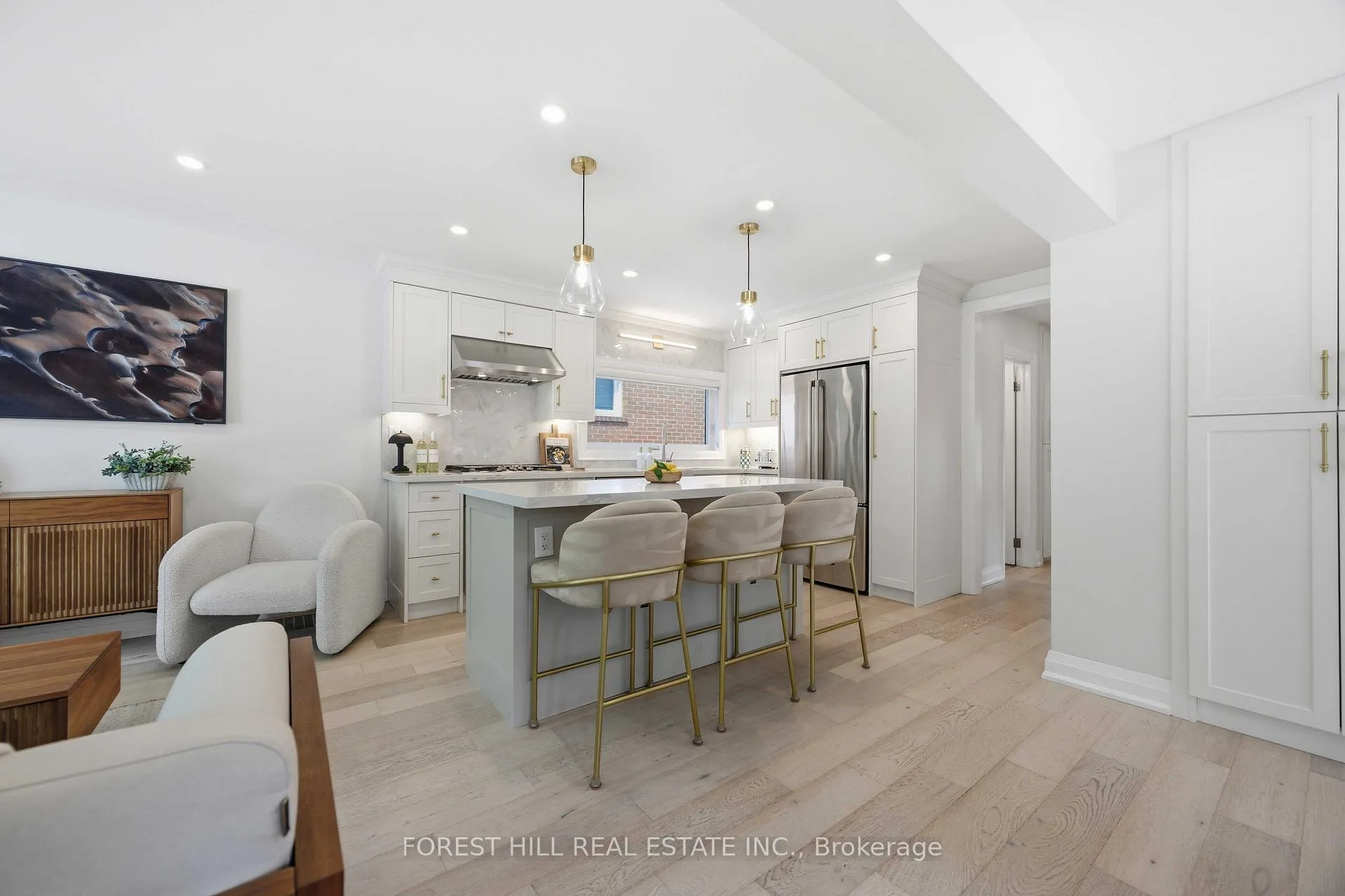 Photo 8 of 9 Marilyn Crescent, Toronto, O'Connor-Parkview — HOMEH