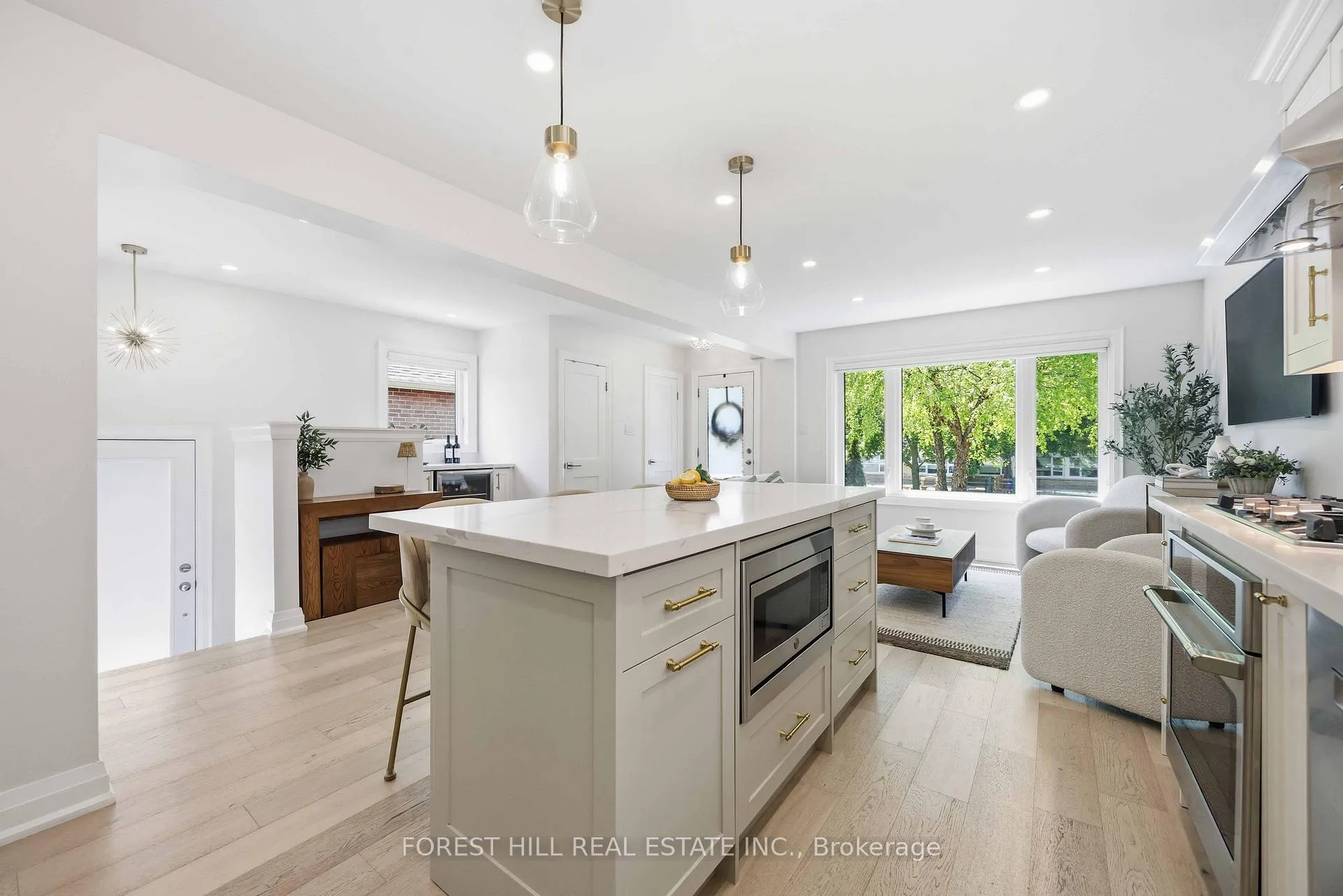 Photo 11 of 9 Marilyn Crescent, Toronto, O'Connor-Parkview — HOMEH
