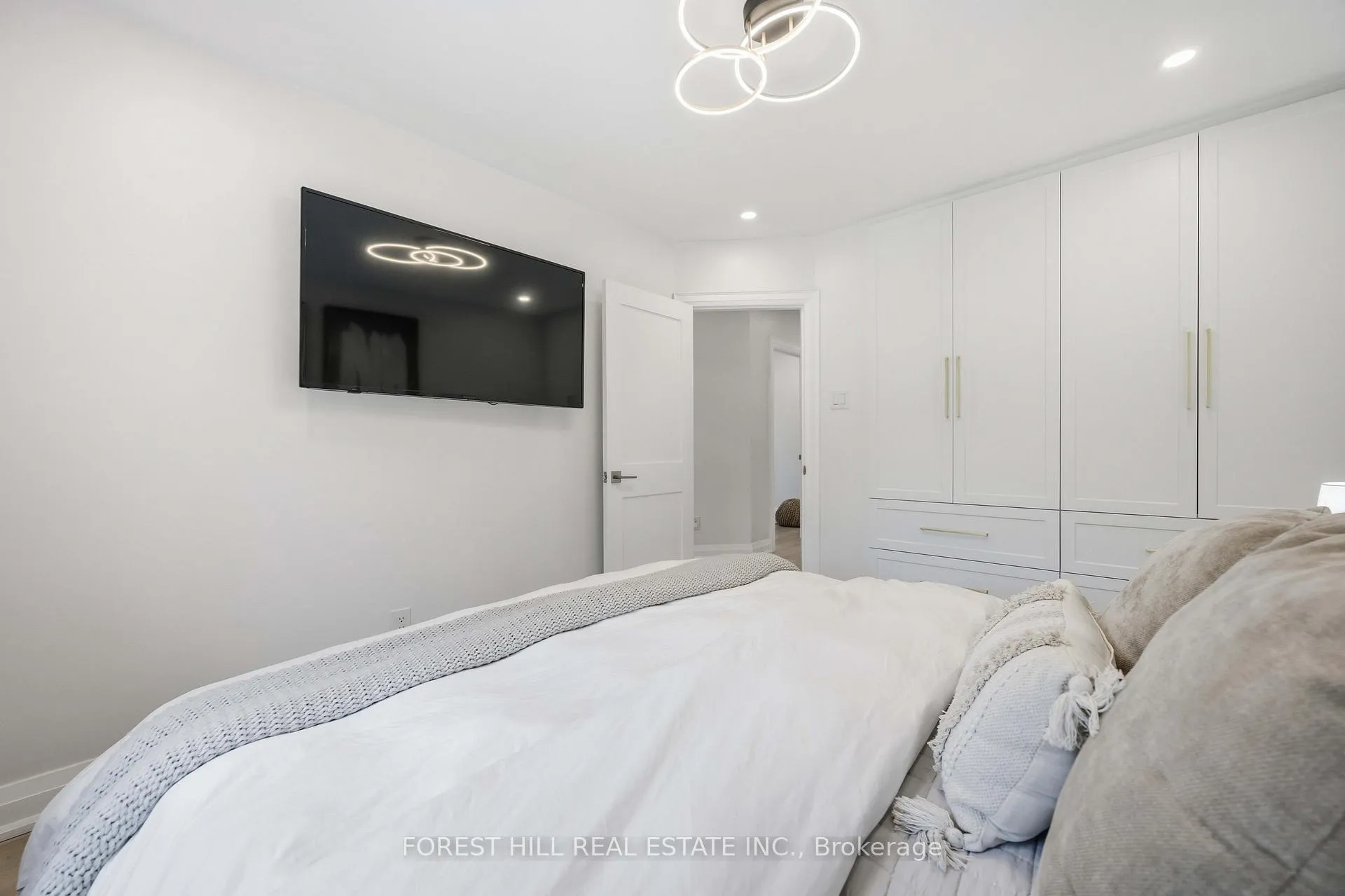 Photo 17 of 9 Marilyn Crescent, Toronto, O'Connor-Parkview — HOMEH