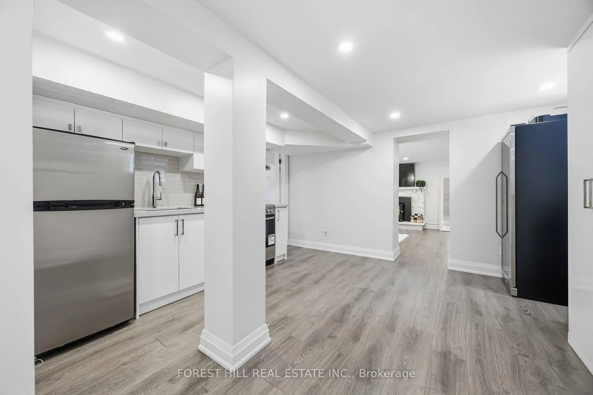 Photo 26 of 9 Marilyn Crescent, Toronto, O'Connor-Parkview — HOMEH