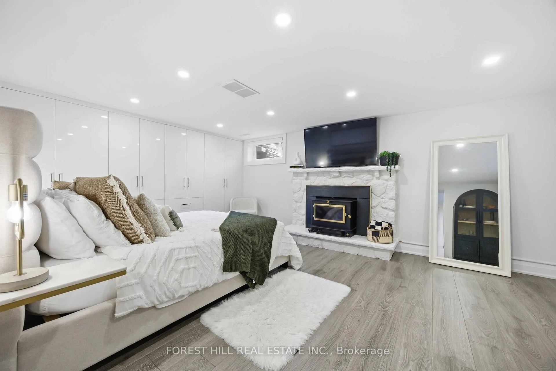Photo 29 of 9 Marilyn Crescent, Toronto, O'Connor-Parkview — HOMEH