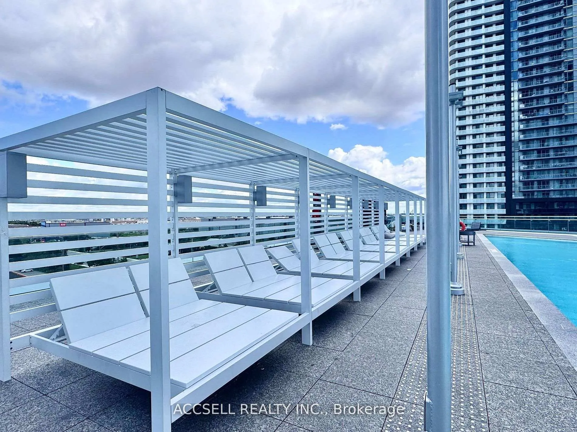 Photo 12 of Unit W305, 185 Millway Avenue, Vaughan, Vaughan Corporate Centre — HOMEH