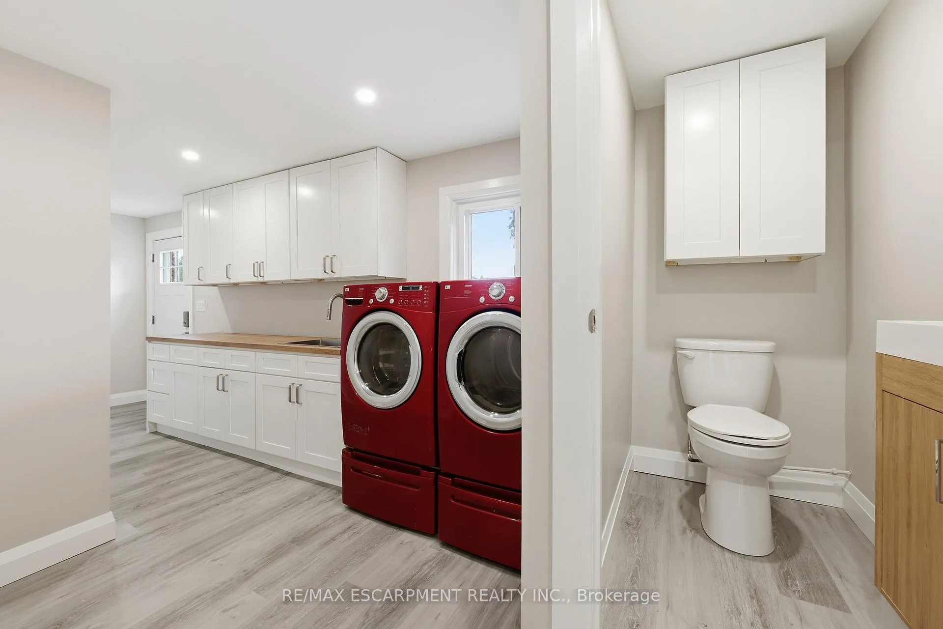 Photo 10 of 891 Centre Road, Hamilton, Rural Flamborough — HOMEH