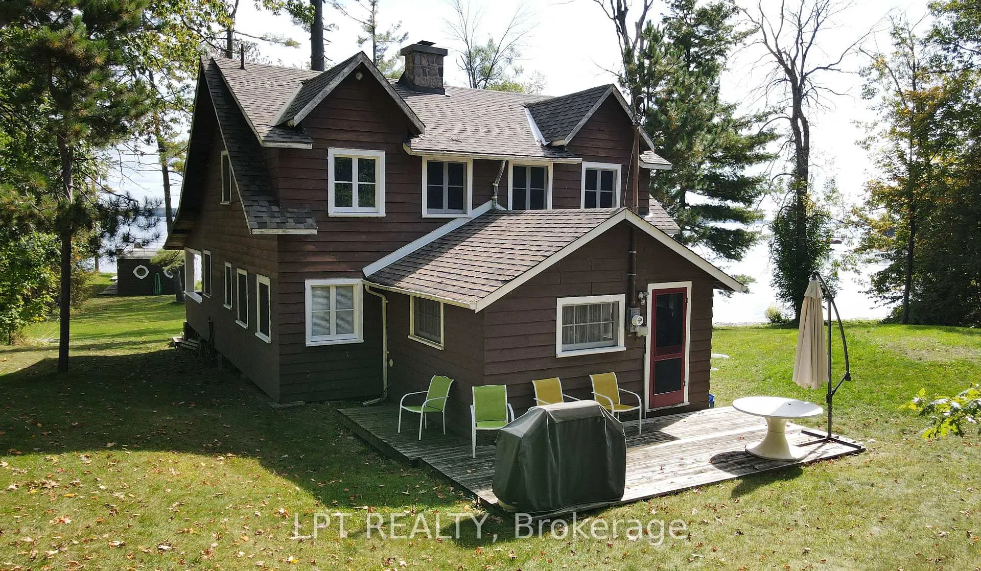 Front of 1764 Bay Park Road