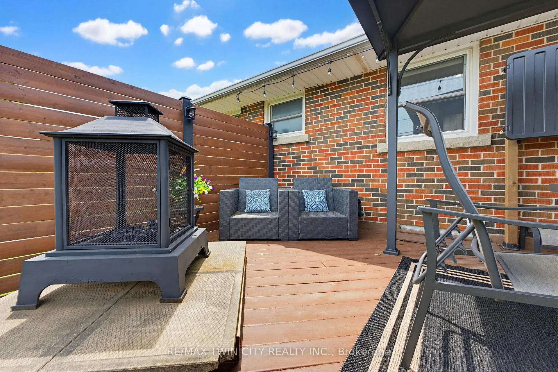Photo 21 of 1681 Severn Avenue, Cambridge — HOMEH