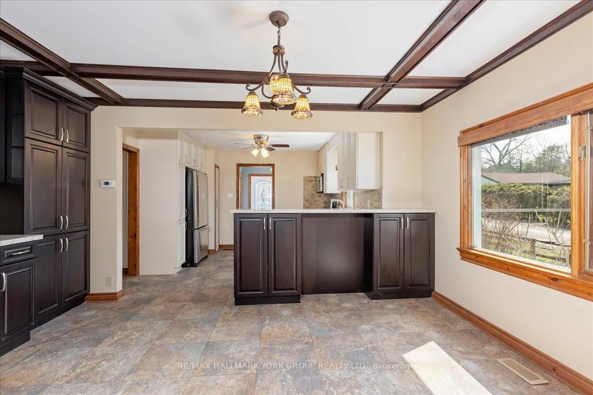 Photo 14 of 181 Lake Drive N, Georgina, Historic Lakeshore Communities — HOMEH