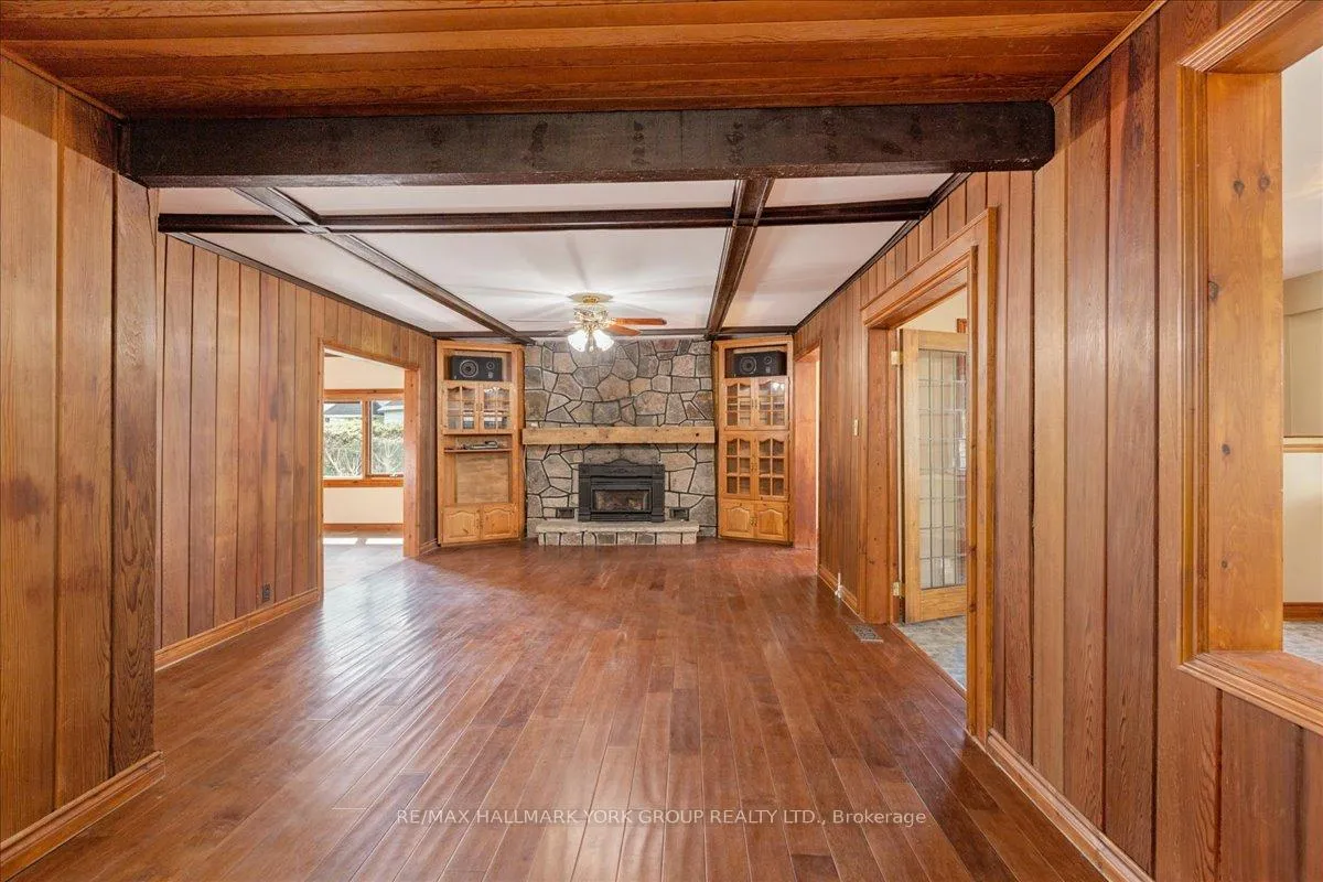 Photo 16 of 181 Lake Drive N, Georgina, Historic Lakeshore Communities — HOMEH