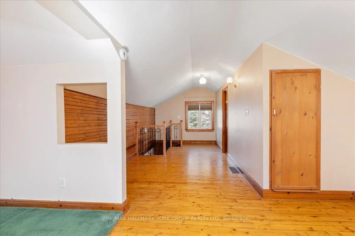 Photo 31 of 181 Lake Drive N, Georgina, Historic Lakeshore Communities — HOMEH