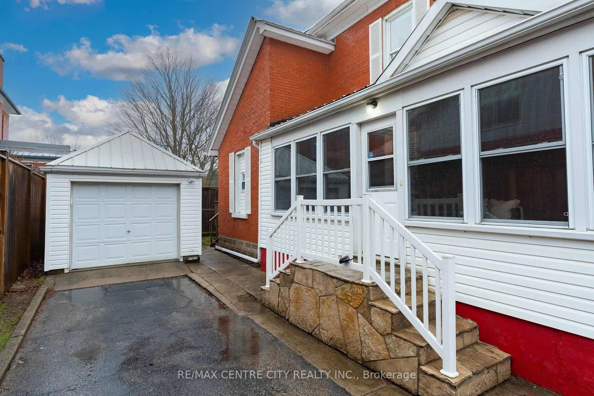 Photo 3 of 65 King Street, Aylmer — HOMEH