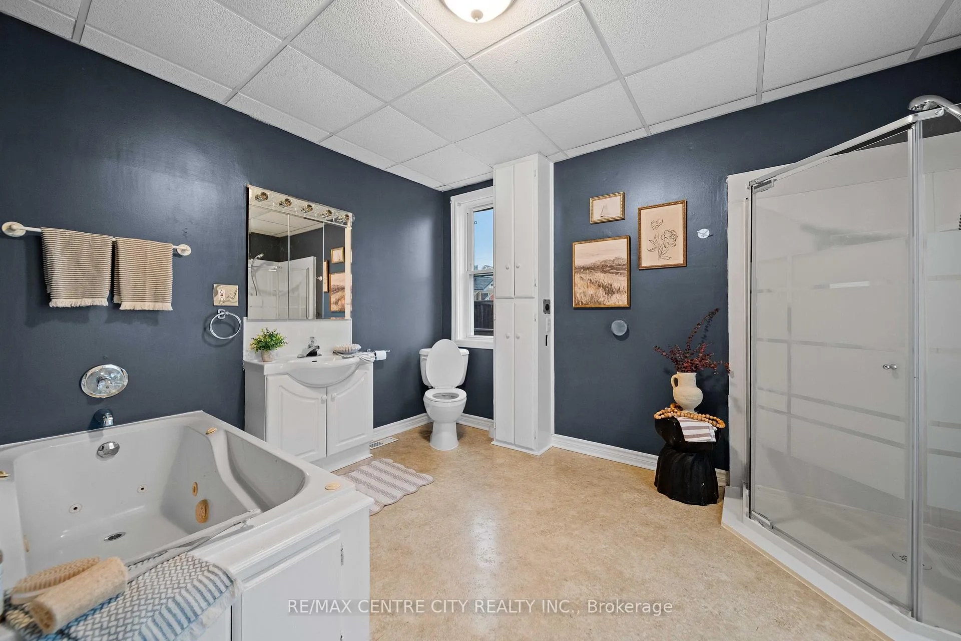 Photo 20 of 65 King Street, Aylmer — HOMEH