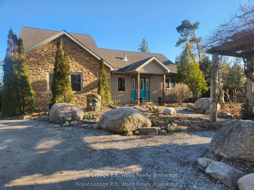 Photo 4 of 1806 Lakeshore Road, Haldimand, Dunnville — HOMEH