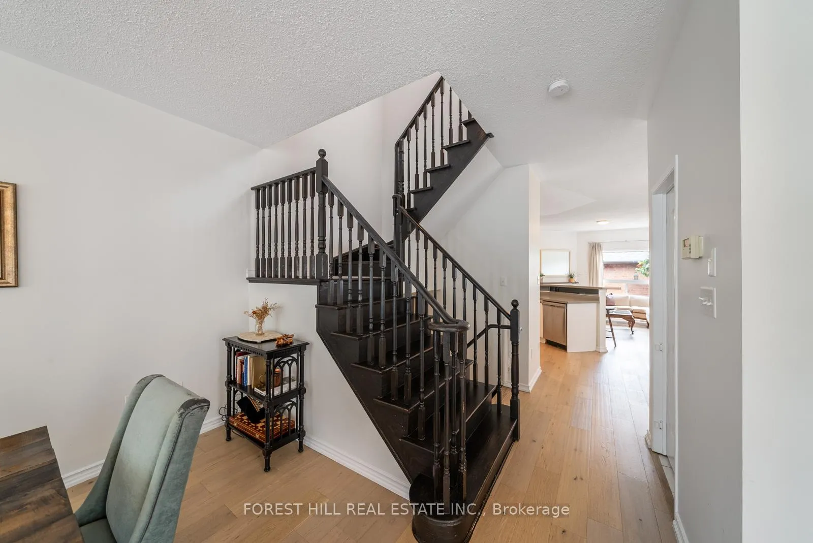 Photo 9 of 104 Forest Run Boulevard, Vaughan, Patterson — HOMEH