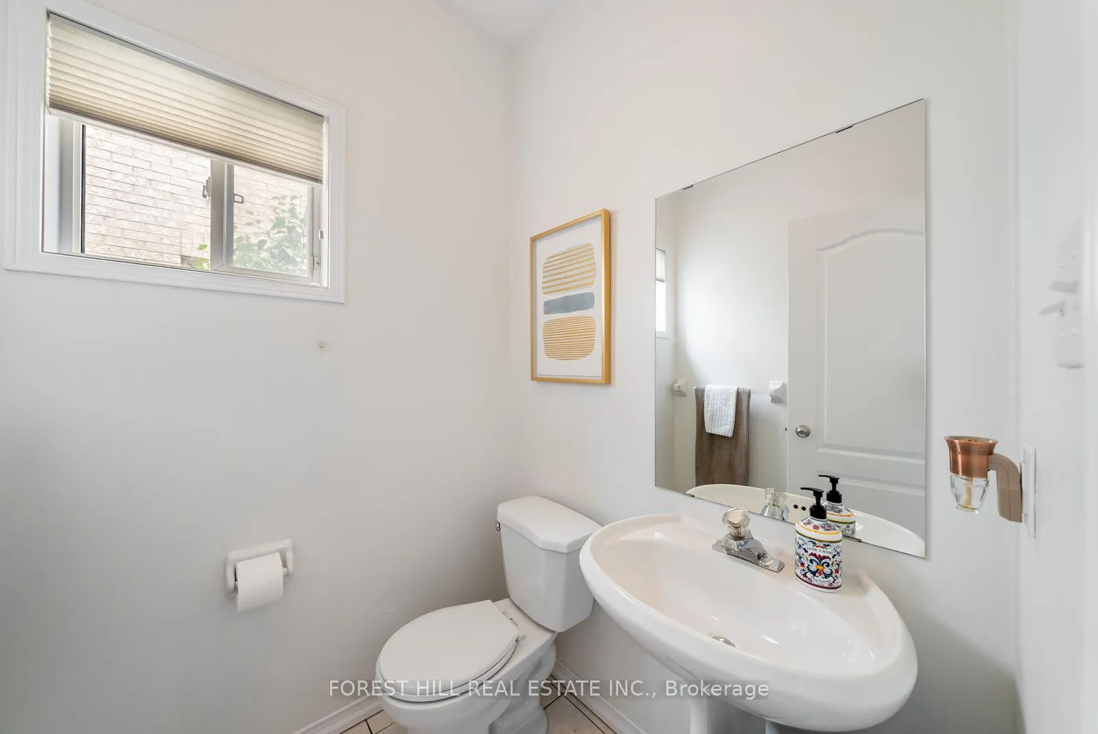 Photo 10 of 104 Forest Run Boulevard, Vaughan, Patterson — HOMEH