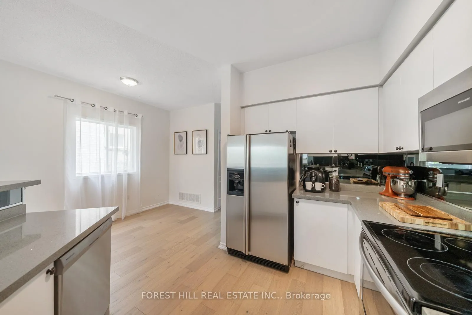 Photo 16 of 104 Forest Run Boulevard, Vaughan, Patterson — HOMEH