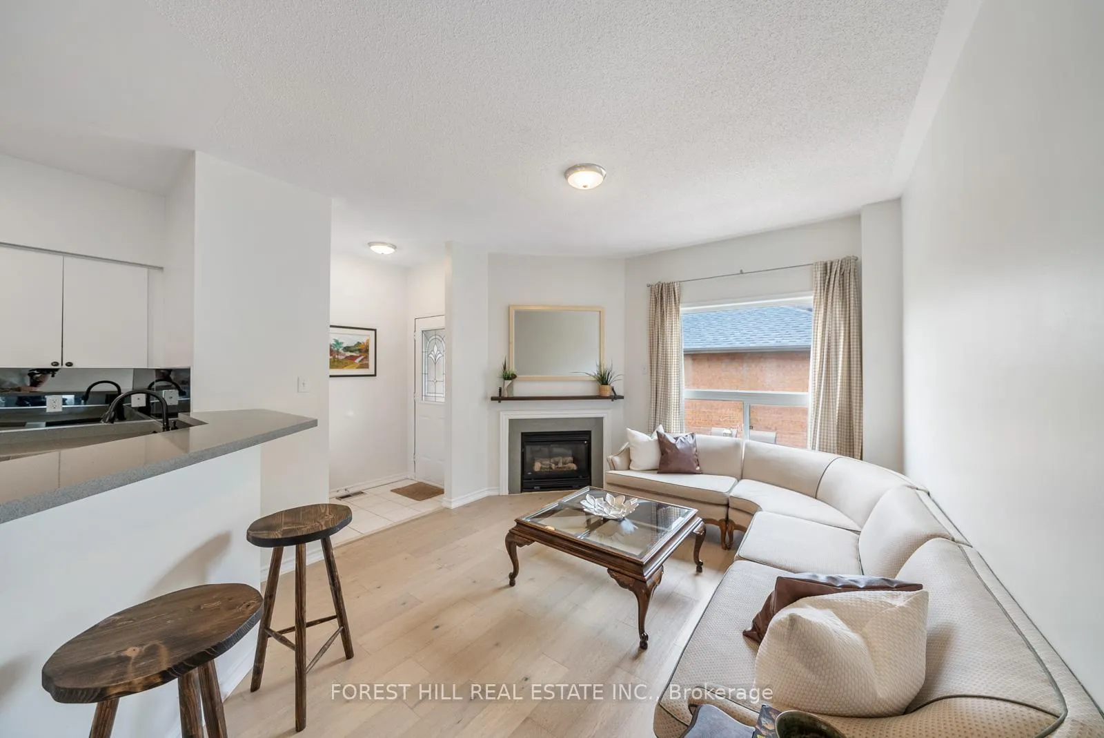 Photo 18 of 104 Forest Run Boulevard, Vaughan, Patterson — HOMEH